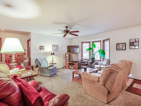 5th image of W5205 Wandawega Dr