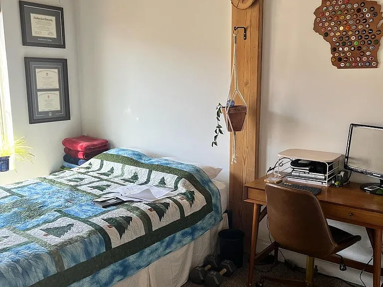 500 N Damen Ave #205 — Photo 50