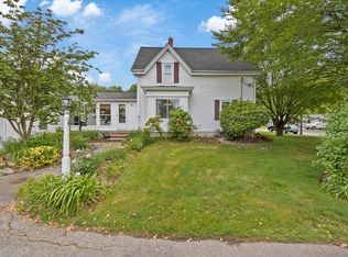34 Williams St, Taunton, MA 02780