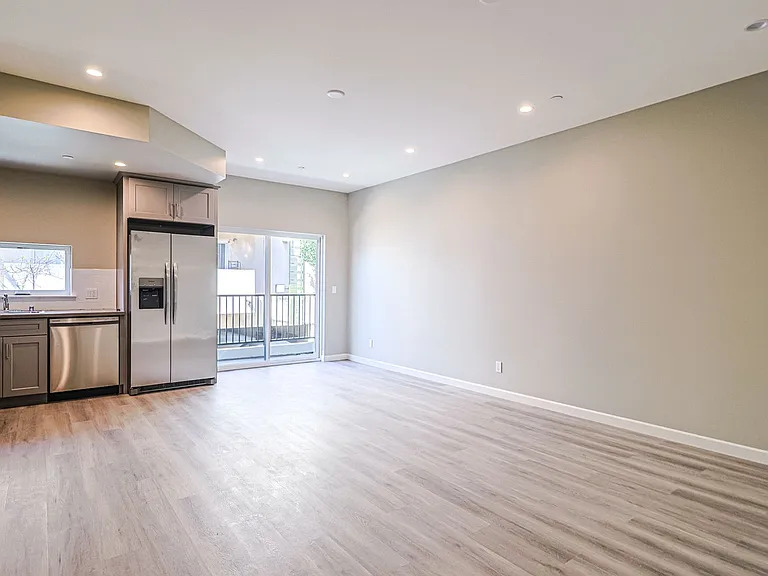 5261 Harmony Ave — Photo 14
