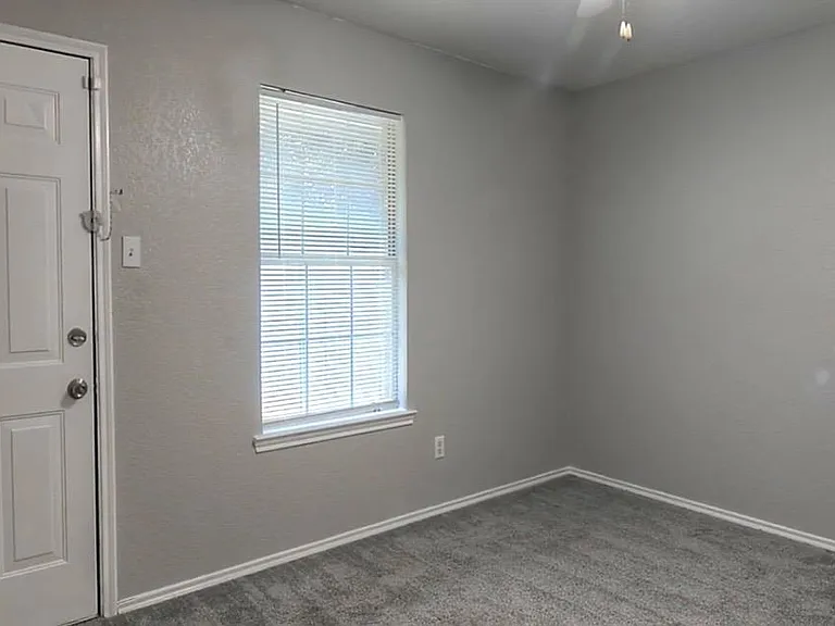2914 Van Horn Ave #2914 — Photo 15
