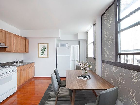 2nd image of 96 2nd Ave APT 1B