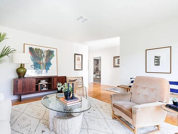 5th image of 4077 Camino Real