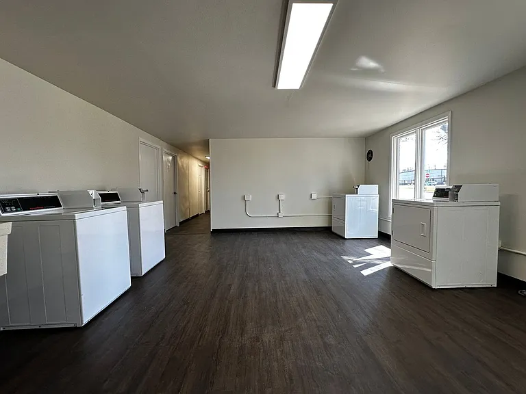 1785 Edison St — Photo 27