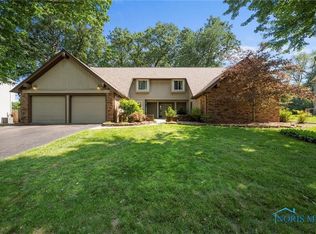 6065 Barkwood Ln, Sylvania, OH