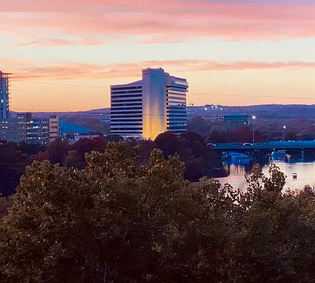 Another beautiful sunset/skyline view.