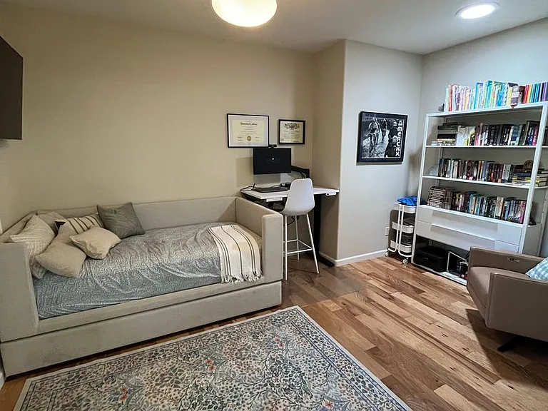 3820 Vistosa Ct — Photo 13