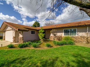 5185 E Dwight Way, Fresno, CA 93727