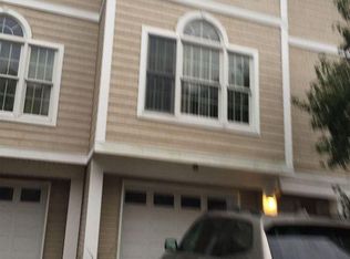 12 Chelsea Ct, Atlantic City, NJ 08401
