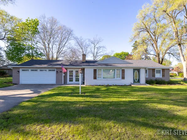 815 W Judd St, Greenville, MI 48838