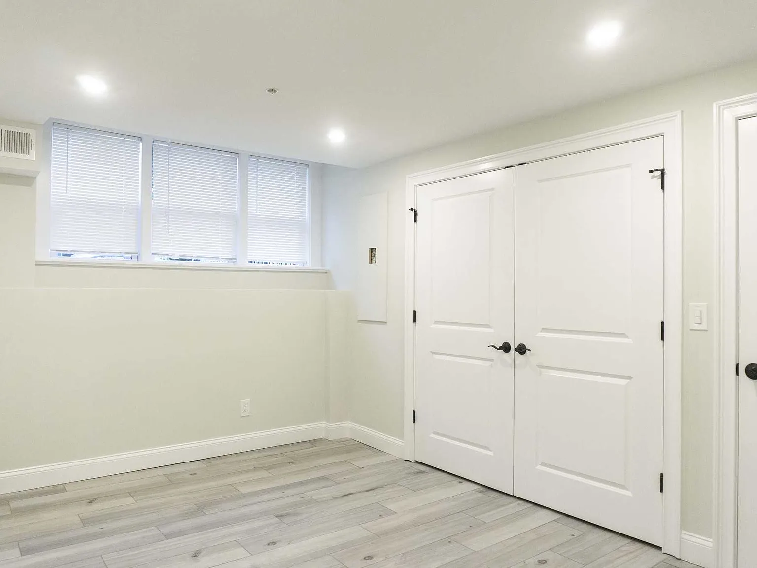 2 bed, $3,495 — Photo 4