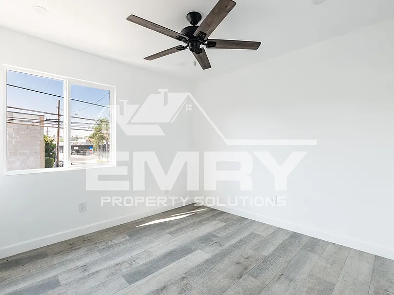 5222 Repetto Ave — Photo 8