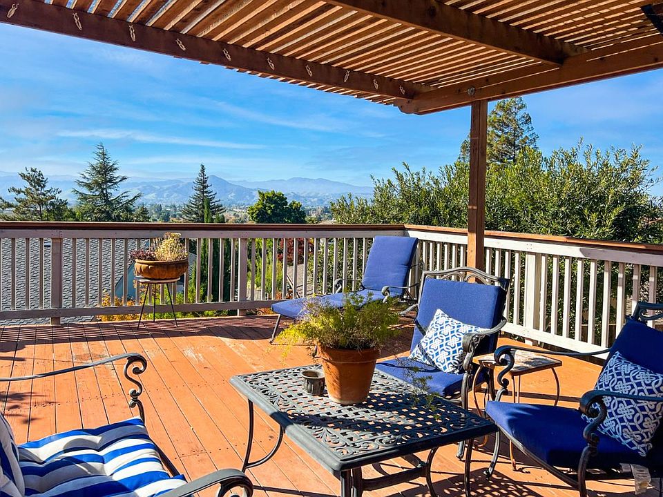 1st image of 16745 Vista Del Valle Ct