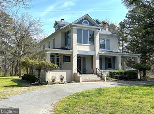 11 S Somerset Ave, Crisfield, MD