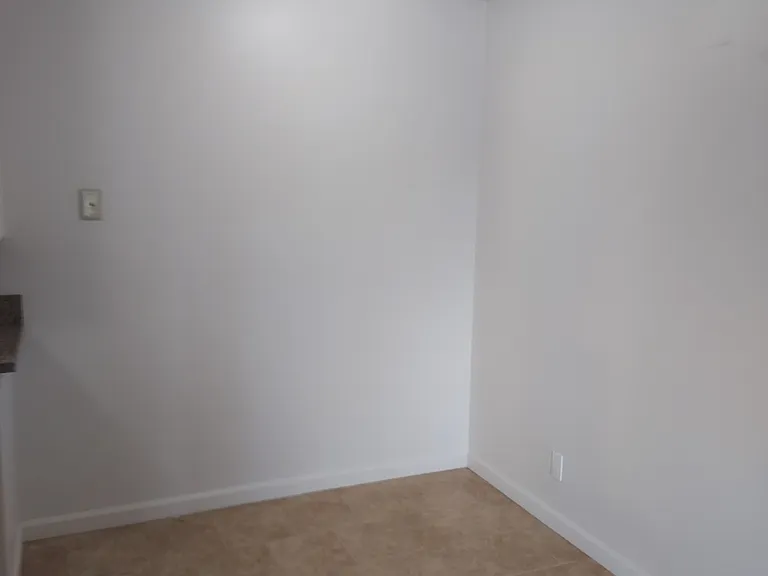 500 King Ave #7 — Photo 6