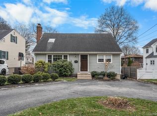 62 Smith Street, Greenlawn, NY 11740