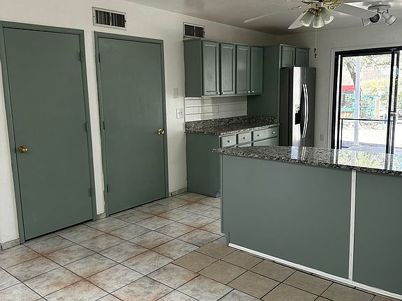 5th image of 9890 E Celeste Dr