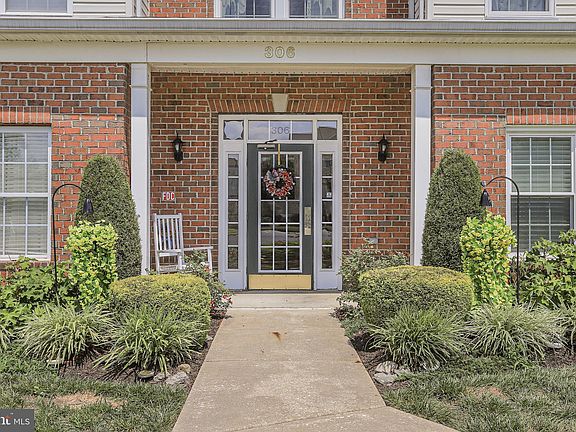 2nd image of 306 Willrich Cir Unit 306M