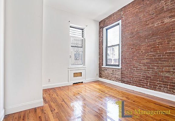 5th image of 253 E 52nd St APT 4A