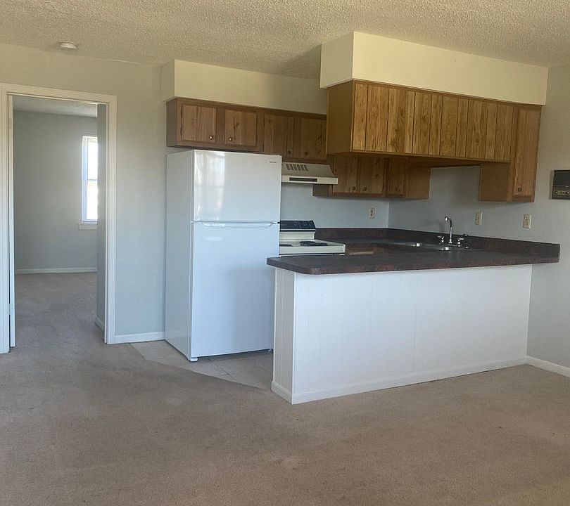 1st image of 2900 N Fulton Ave #19