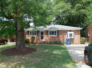 1405 Laurel Ave, Chesapeake, VA 23325