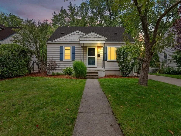 1519 Bauman Ave, Royal Oak, MI 48073