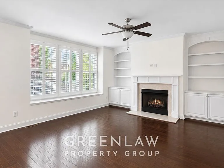 7403 Lowery Oak Dr — Photo 4