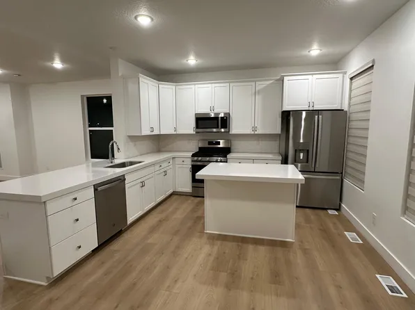 3462 S Arabella Ct, South Salt Lake, UT 84115