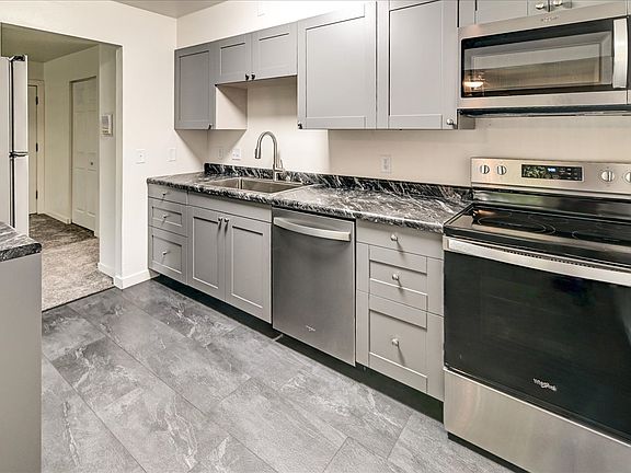 4th image of 1806 Lake Point Dr APT 7