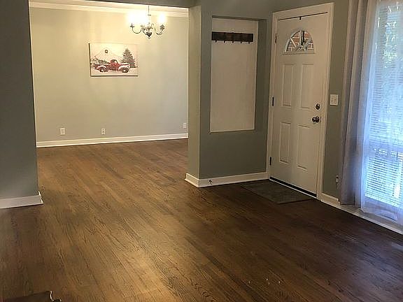 Living room with halltree