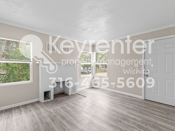 3rd image of 2009 N Volutsia Ave #2009