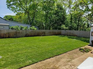 10 Suffolk Ave, Patchogue, NY 11772