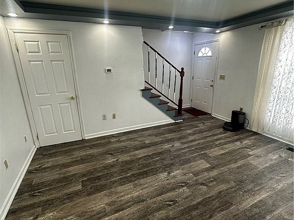 2nd image of 5458 Lamme Rd