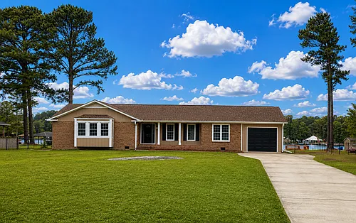 101 Bayview Cir Photo 1