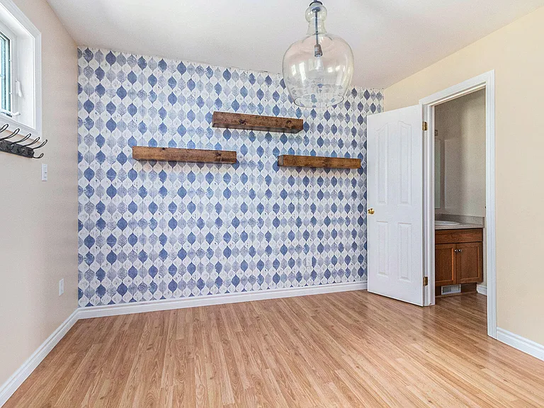 1017 Bluestem Ln — Photo 9