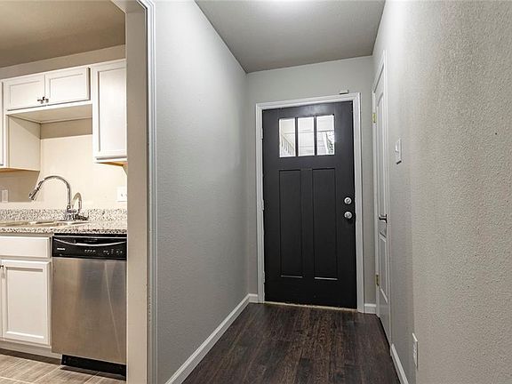 5th image of 322 Linklea Dr
