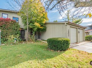 29W347 John Bardeen Dr, Warrenville, IL