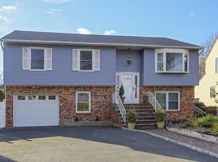2750 Burwell St, Union, NJ 07083