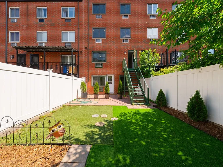 6 E 118th St #2 — Photo 23