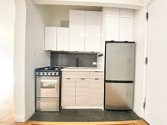 Rented by Corcoran | media 2