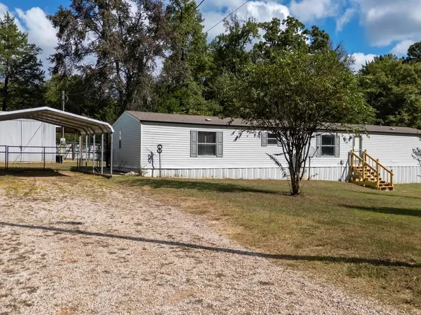 9849 Dennis Ln, Tyler, TX 75703