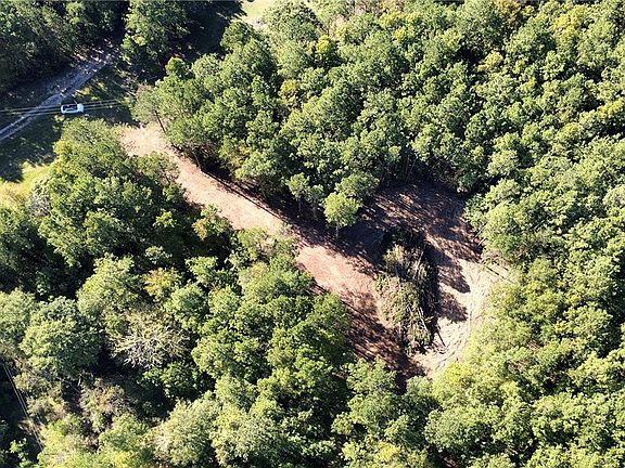 3rd image of 7 Springs Rd