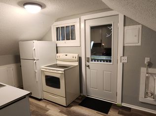 309 1/2 4th Ave SW, Cambridge, MN 55008