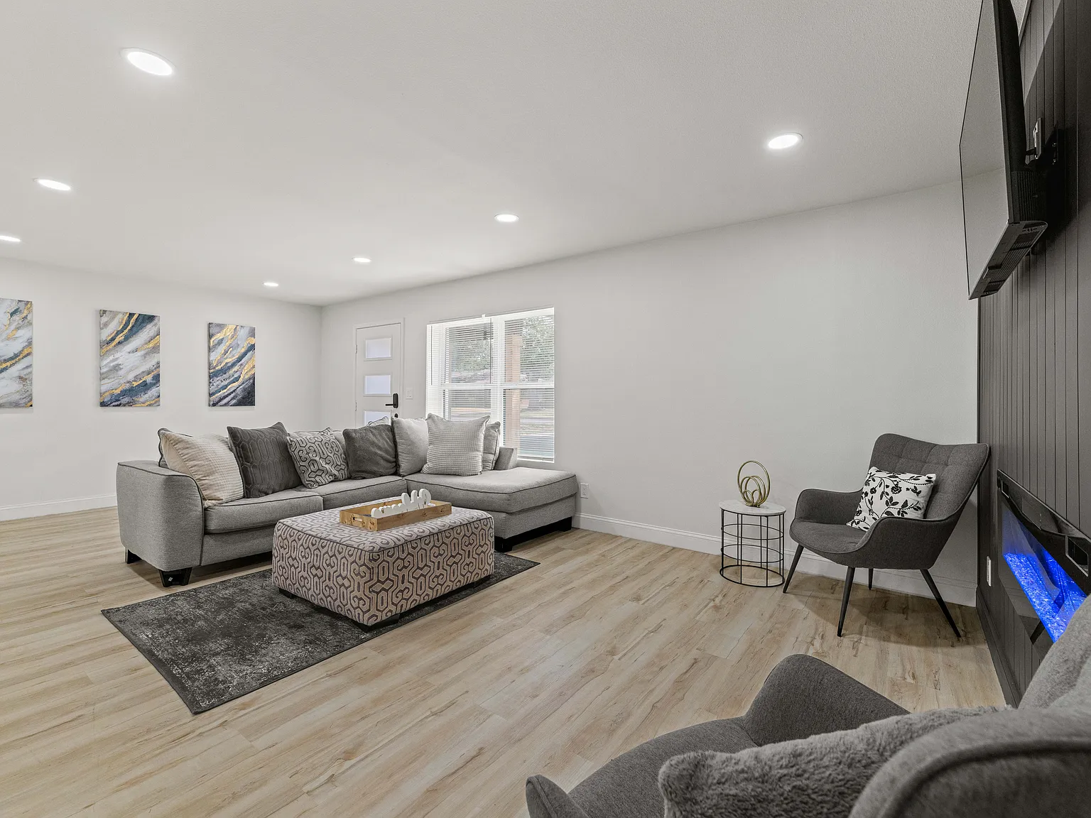 3 bed, 1856 sqft, $5,000 — Photo 4