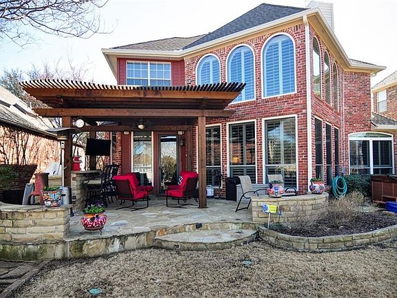 3rd image of 6717 Pebble Beach Dr