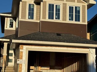 8417 223a St NW, Edmonton, AB T5T7H2