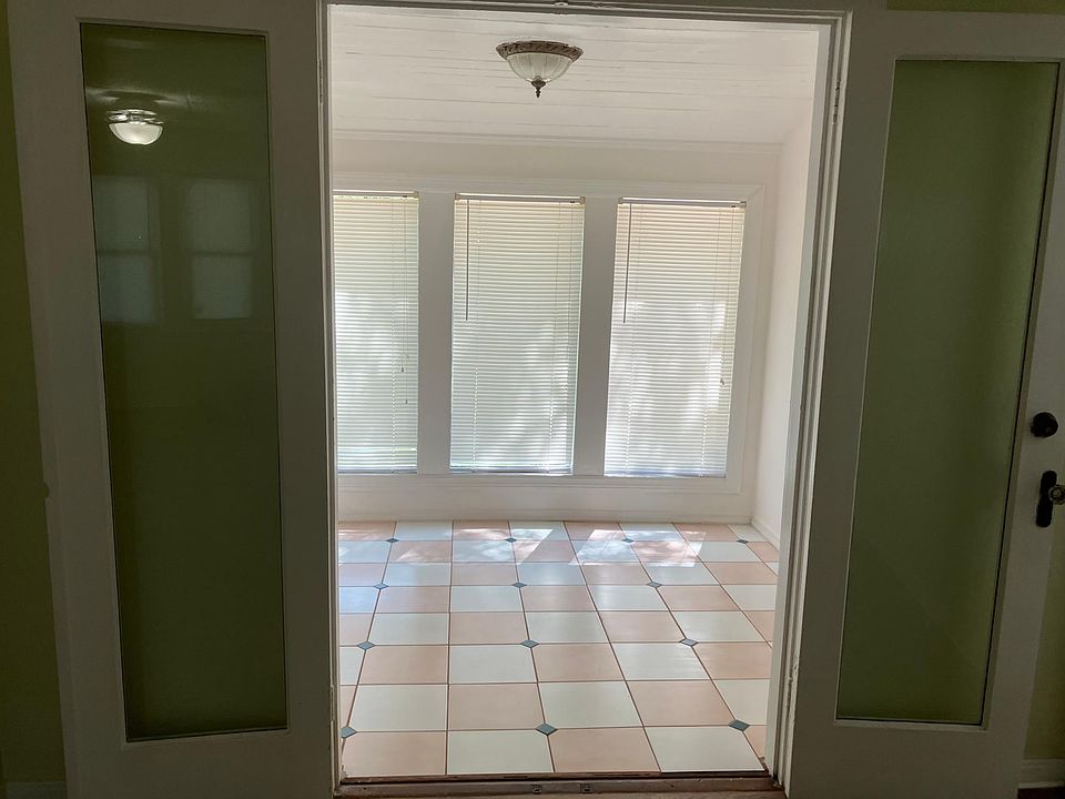 1st image of 4307 N Branch Ave