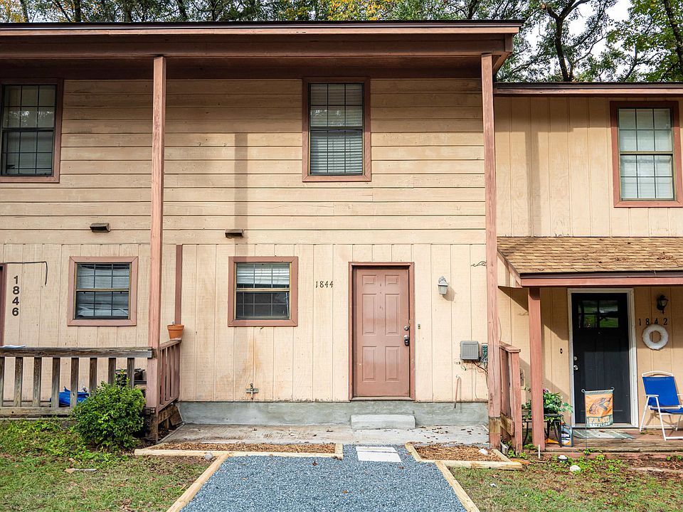 1st image of 1844 Sylvan Ct #C