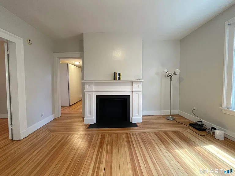 48 Lyon St #1 — Photo 1