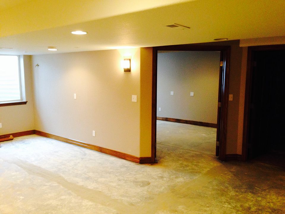 Basement office being finish